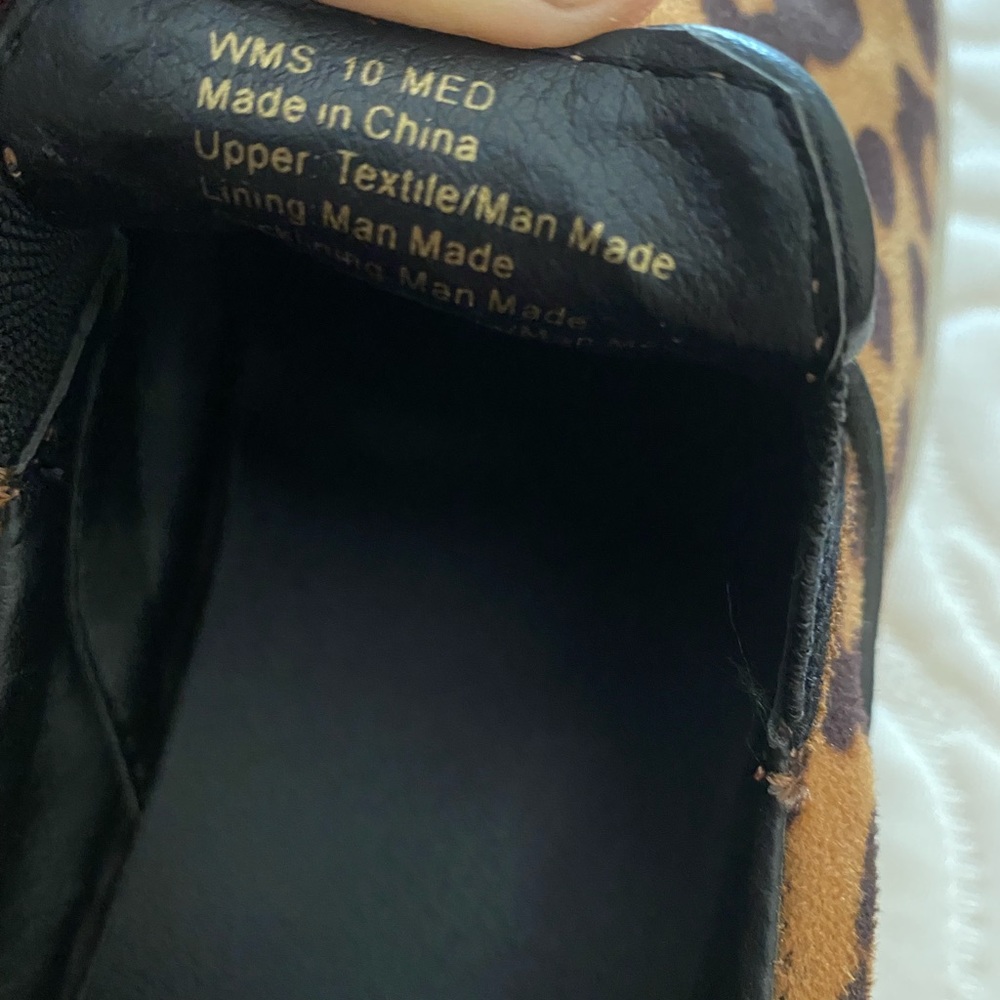CANDIES 🐆CHEETAH PRINT 🐆SLIP ONS - Picture 5 of 5